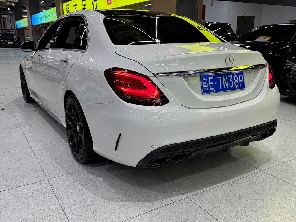 Mercedes-Benz C-Class 2019
