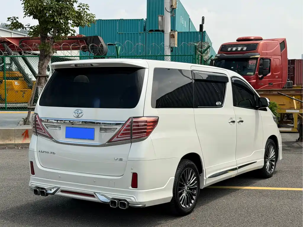 Toyota Alphard 2013 — фото 3