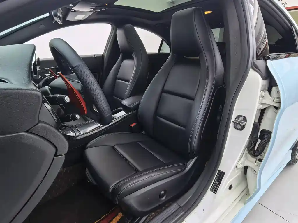 Mercedes-Benz CLA 2018 — фото 15