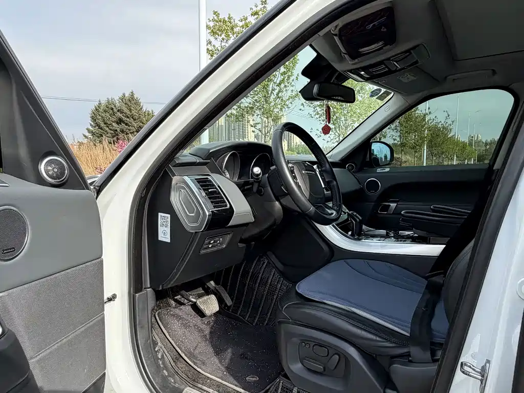 Land Rover Range Rover Sport 2015 — фото 16
