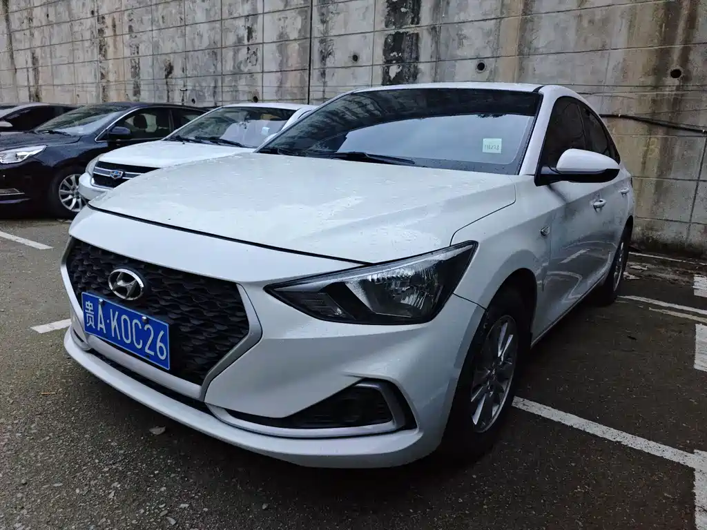 Hyundai Elantra 2018 — фото 2