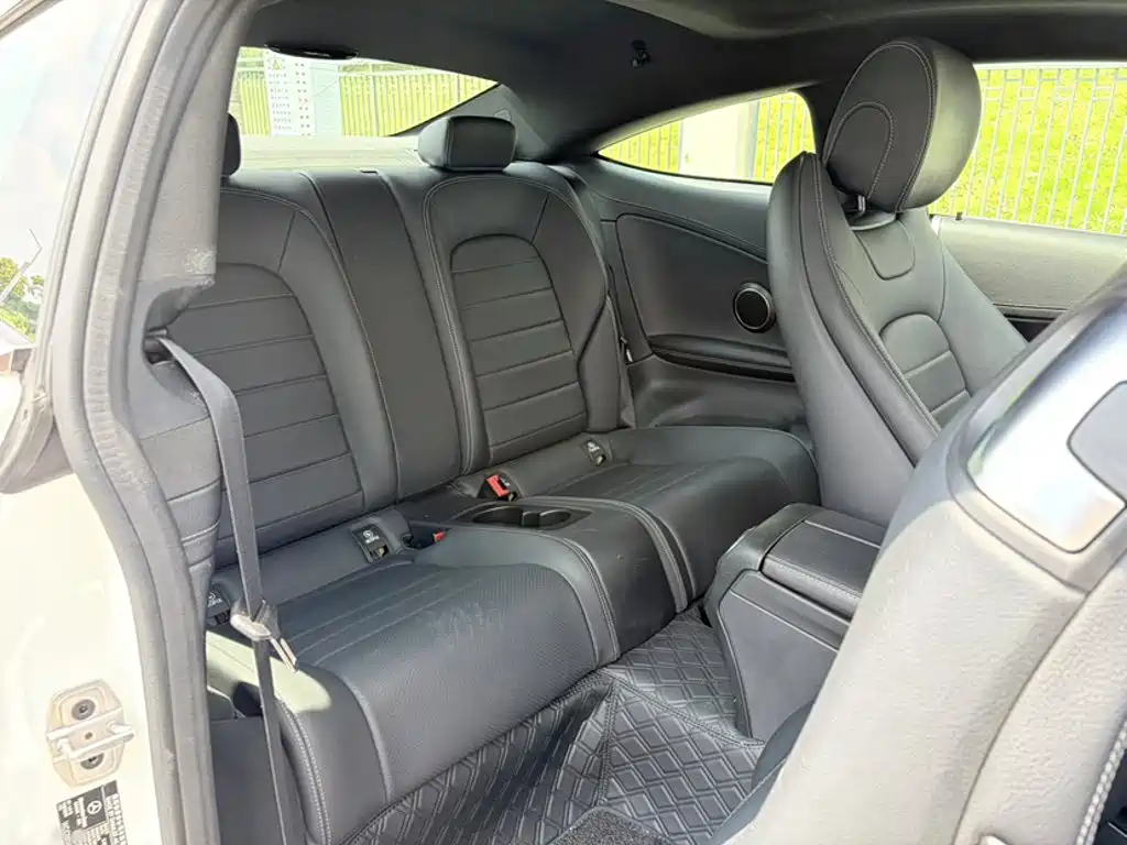 Mercedes-Benz C-Class 2018 — фото 16