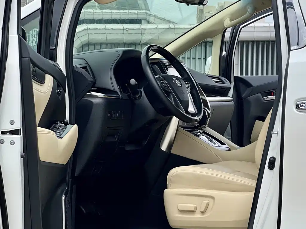 Toyota Alphard 2019