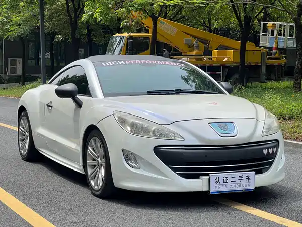 Peugeot RCZ 2013