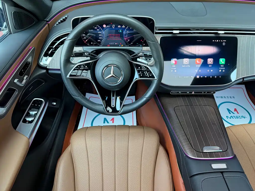 Mercedes-Benz E-Class 2024 — фото 11