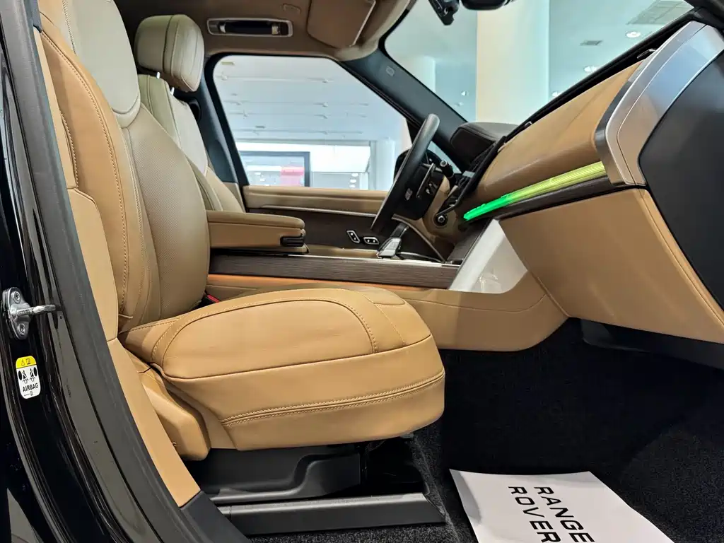 Land Rover Range Rover 2025 — фото 18