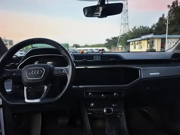 Audi Q3 2023