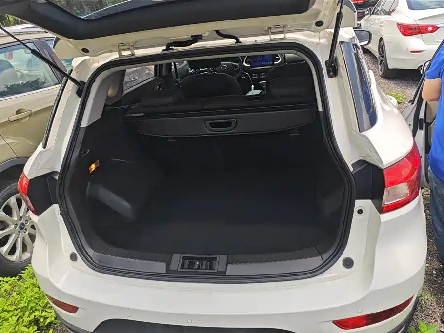 GAC Motor Trumpchi GS4 2016