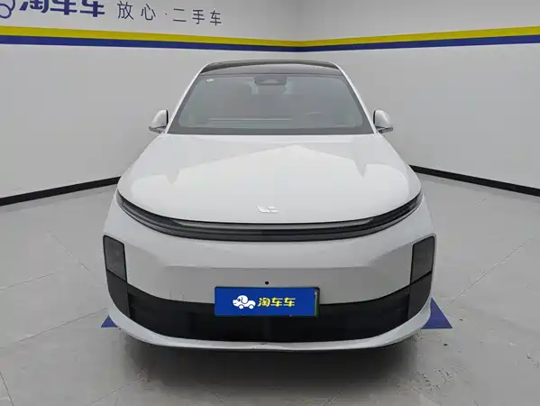Li Auto L6 2024
