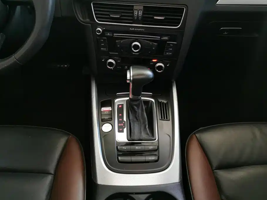 Audi Q5 2018 — фото 16