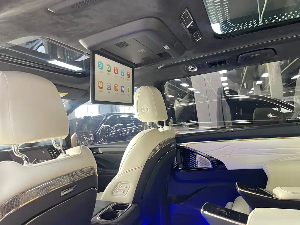 GAC Motor Trumpchi M8 2023 — фото 10