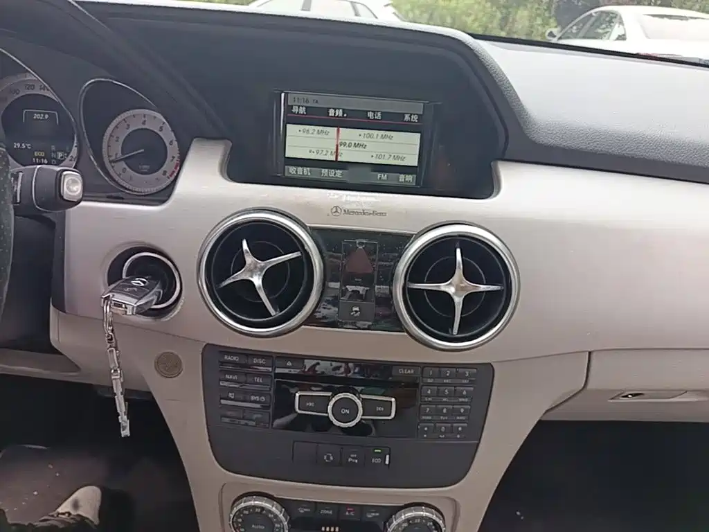 Mercedes-Benz GLK-Class 2015