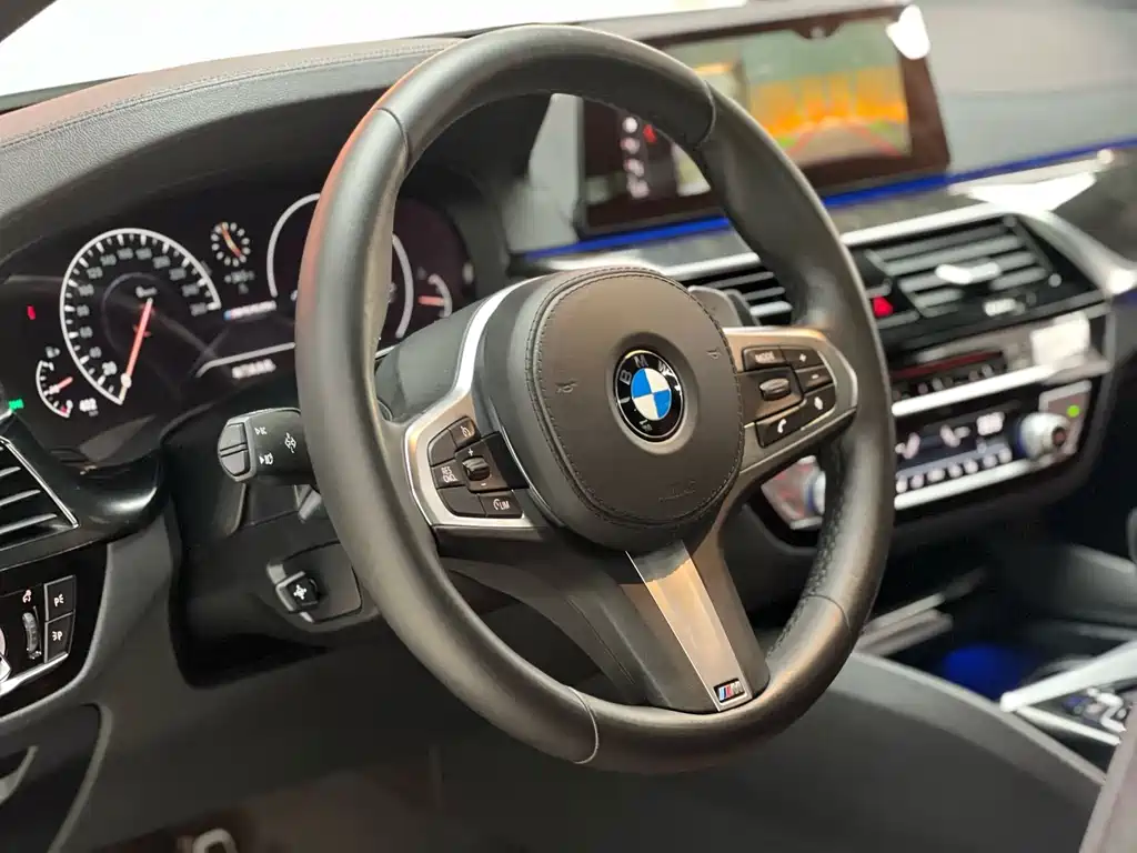 BMW 5 Series 2019