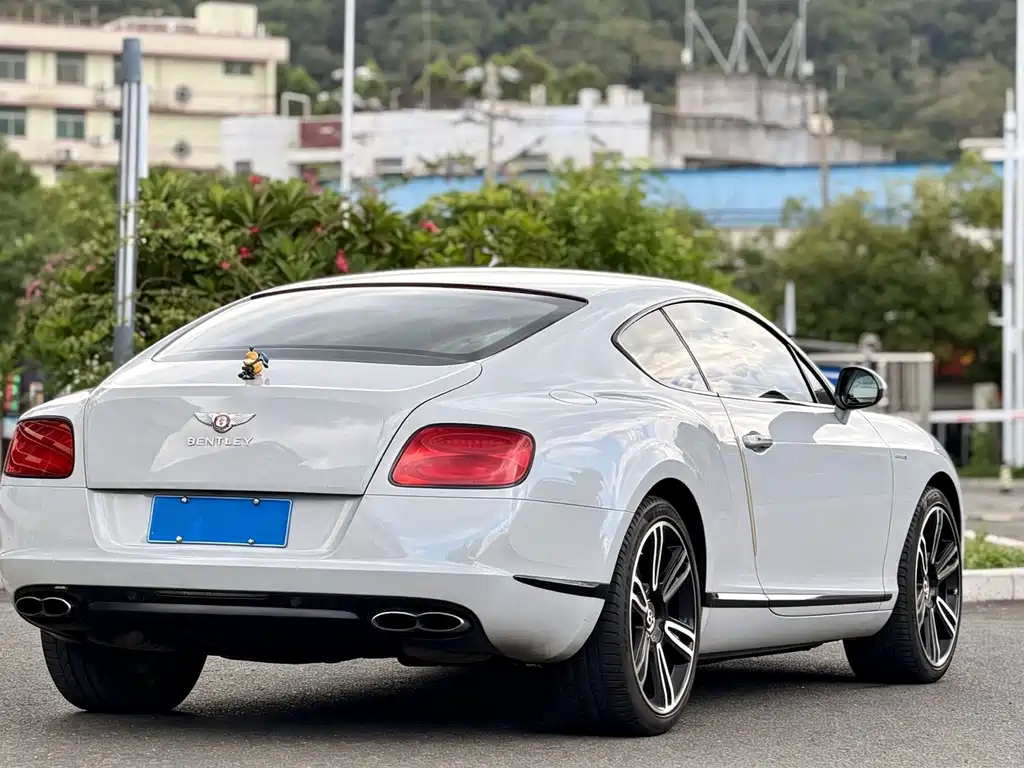 Bentley Continental 2014 — фото 5