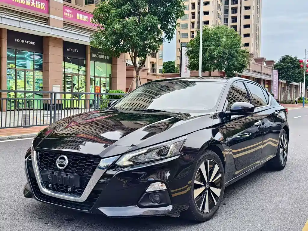 Nissan Teana 2021 — фото 1