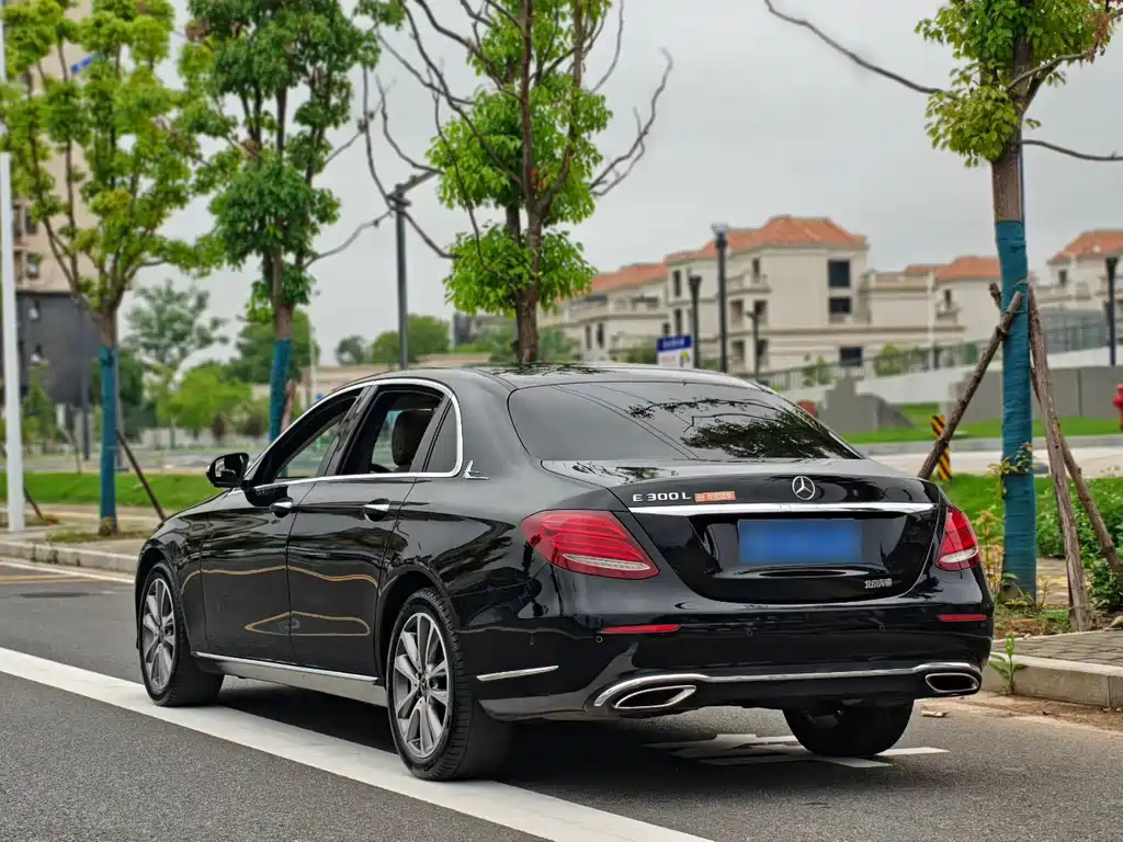 Mercedes-Benz E-Class 2019