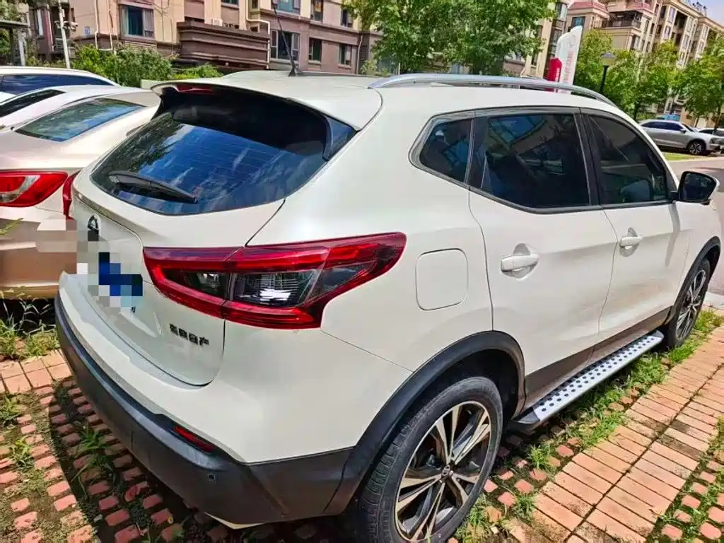 Nissan Qashqai 2023 — фото 2