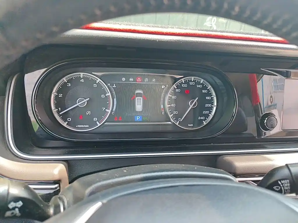 GAC Motor Trumpchi M6 2020 — фото 4
