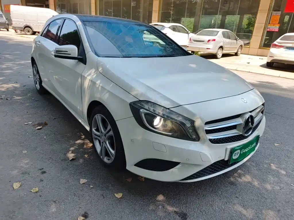 Mercedes-Benz A-Class 2015