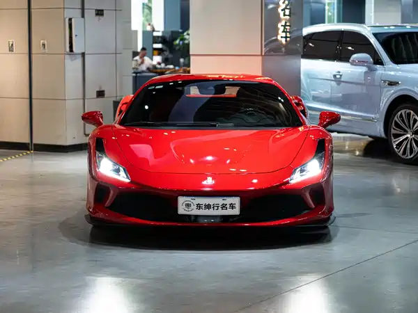 Ferrari F8 2022