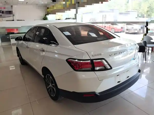 Venucia D60 2021