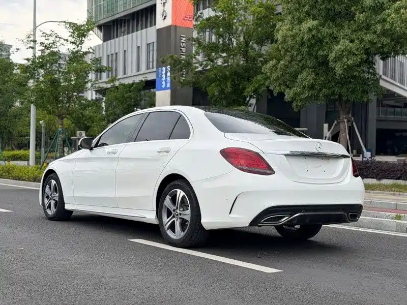 Mercedes-Benz C-Class 2021 — фото 11