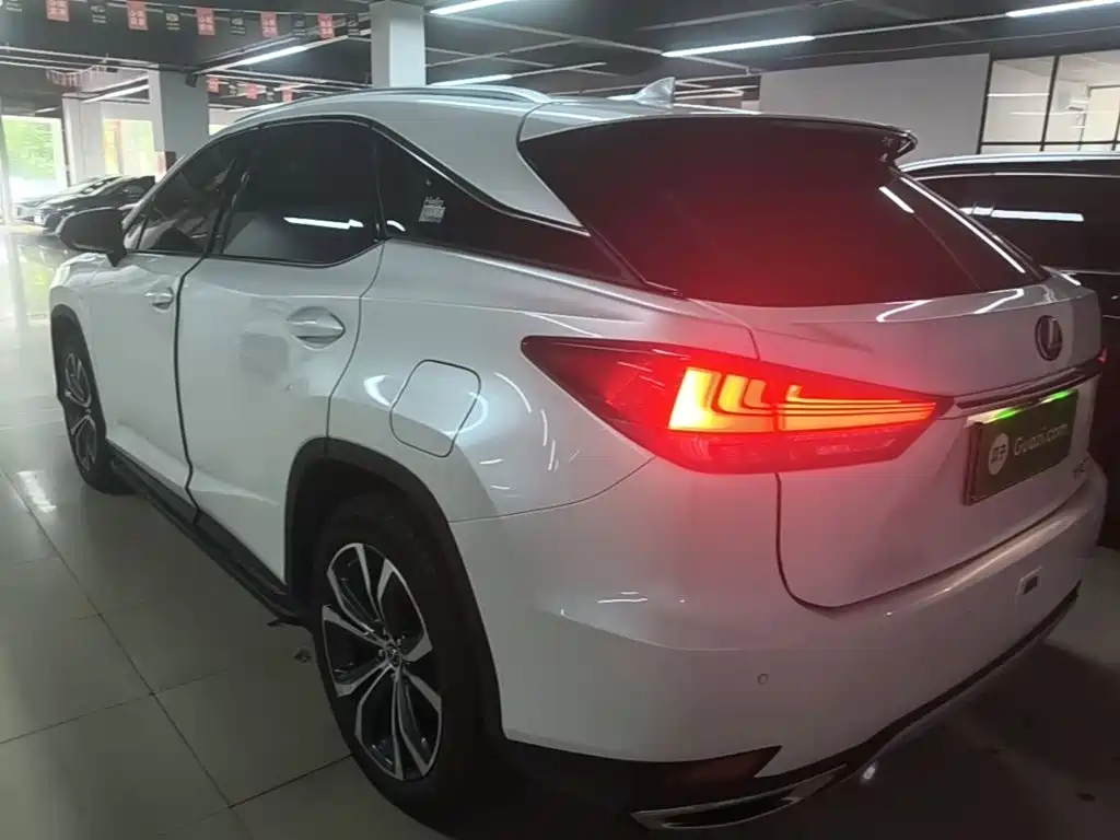 Lexus RX 2022 — фото 5