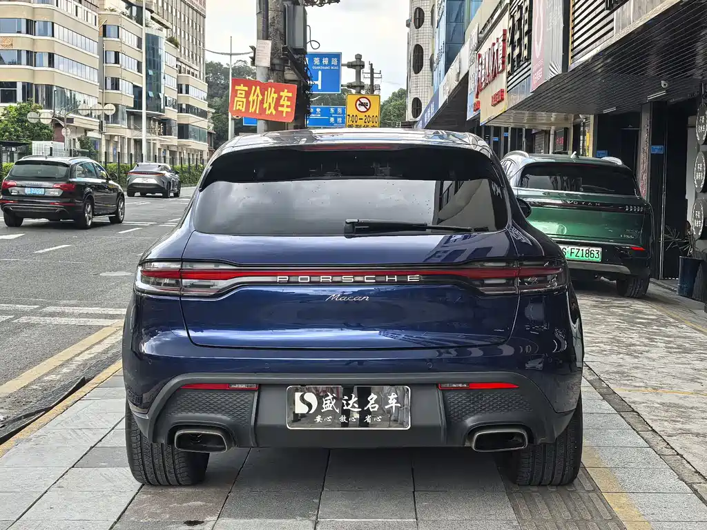 Porsche Macan 2024