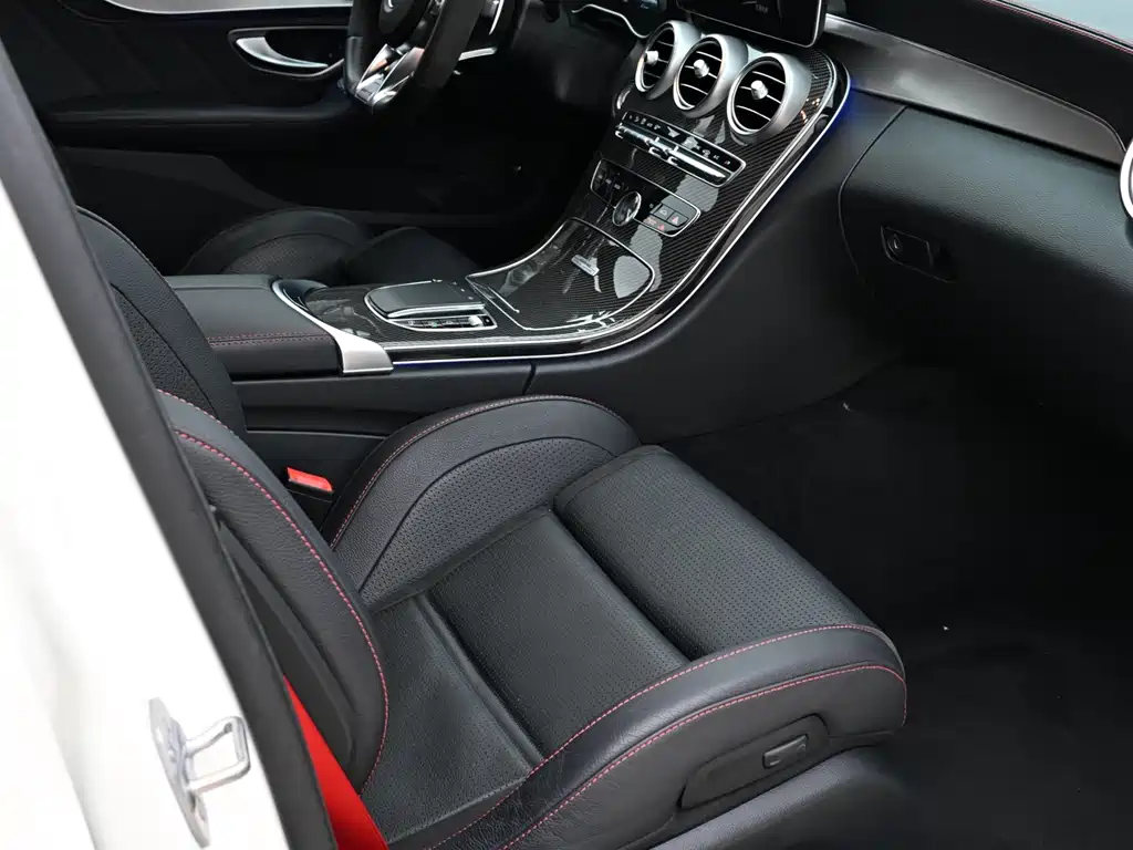 Mercedes-Benz C-Class AMG 2020 — фото 15