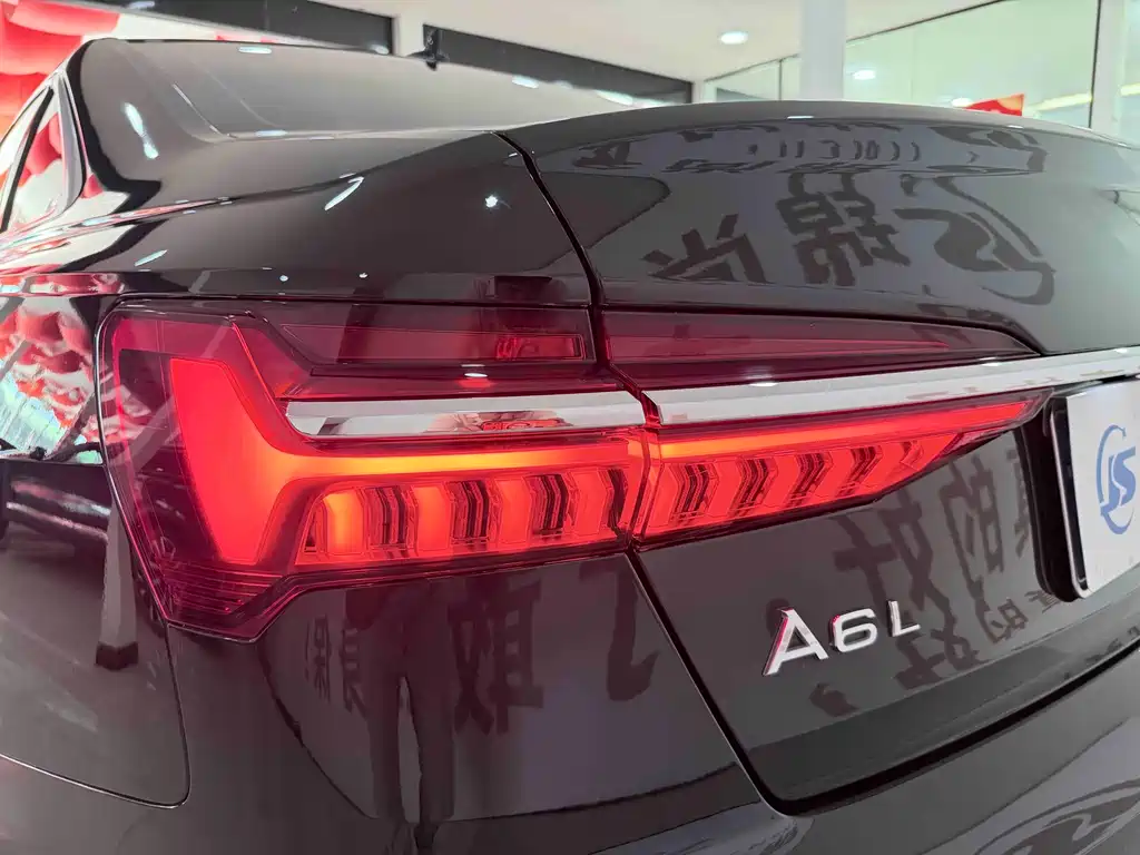 Audi A6L 2023 — фото 25