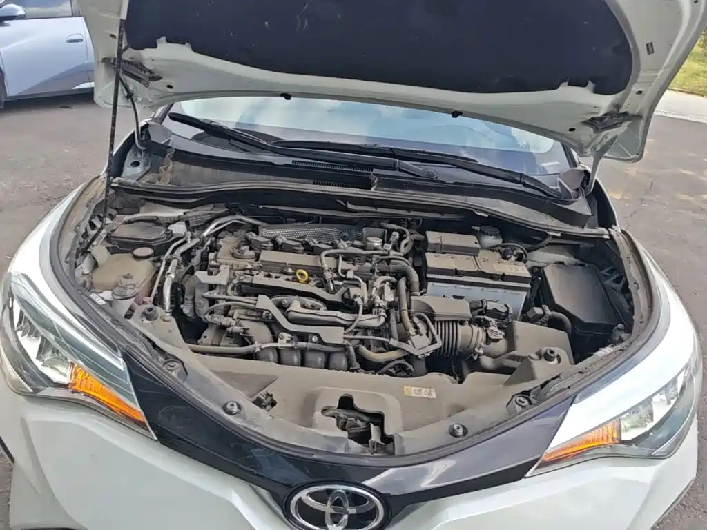Toyota C-HR 2021 — фото 20