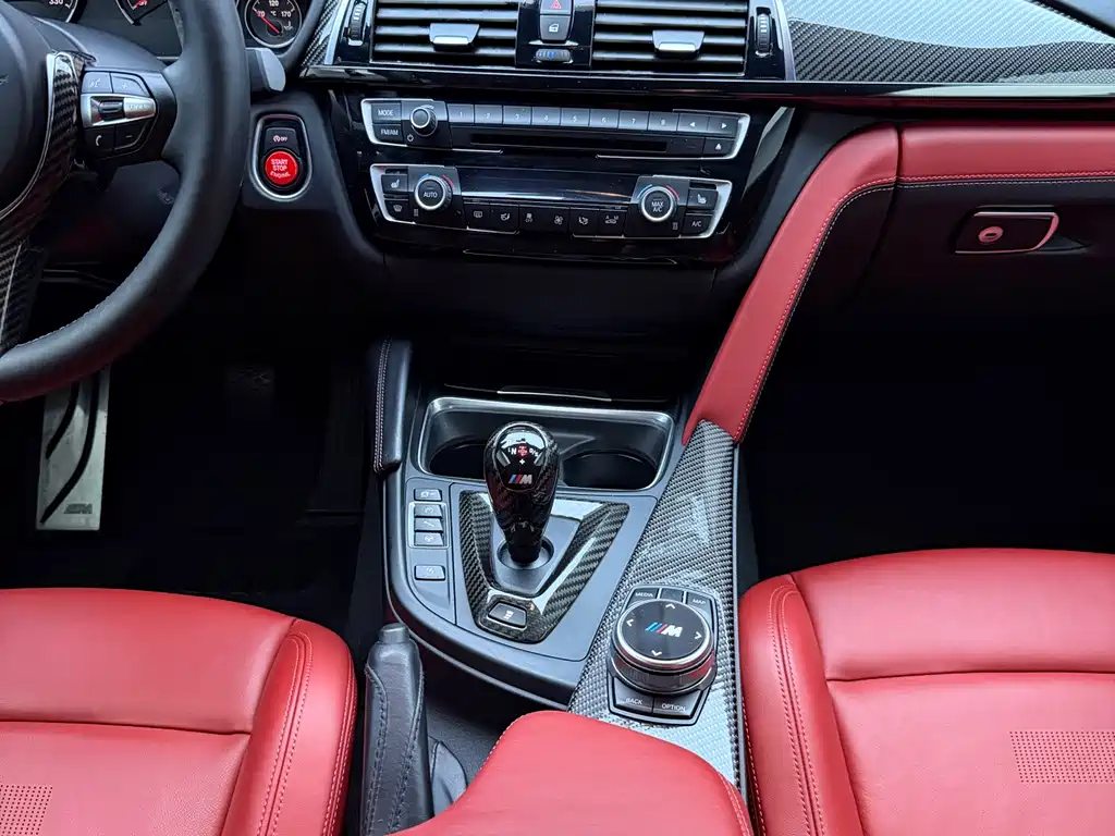 BMW M4 2018 — фото 17