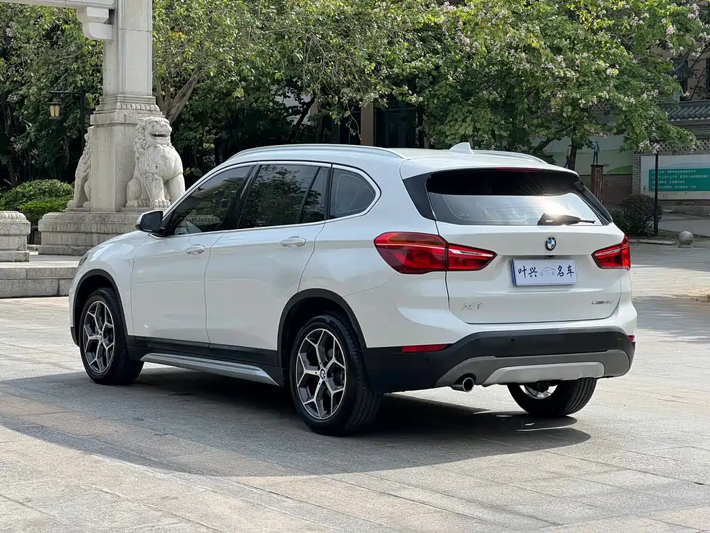 BMW X1 2019 — фото 15