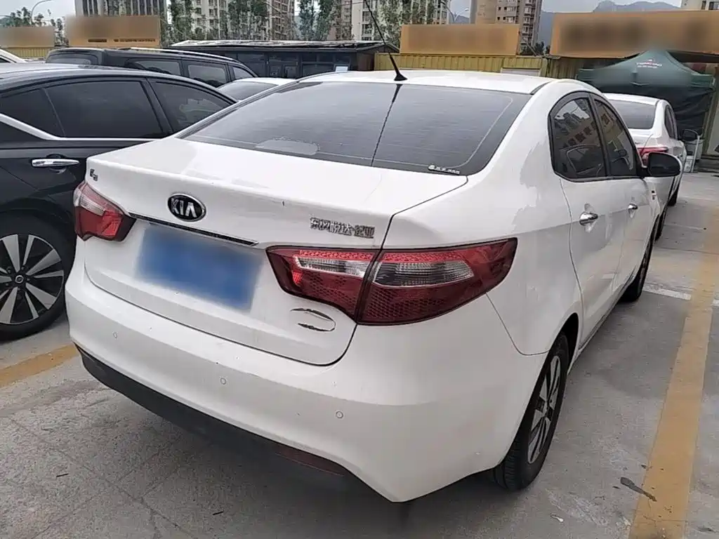 Kia K2 2014