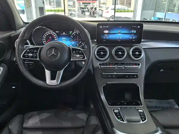 Mercedes-Benz GLC 2019
