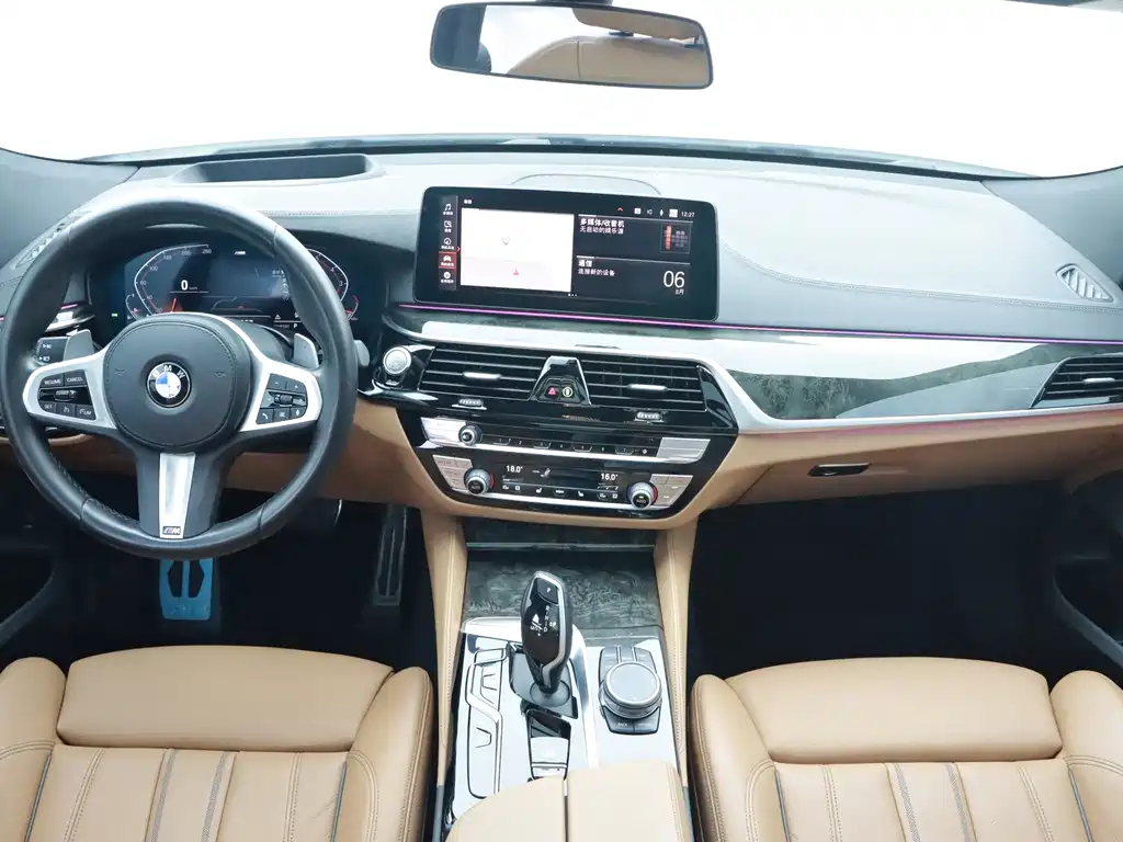 BMW 6 Series GT 2022 — фото 14