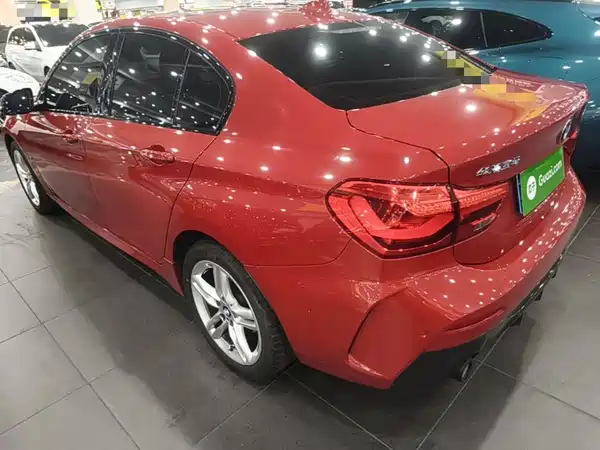 BMW 1 Series 2021