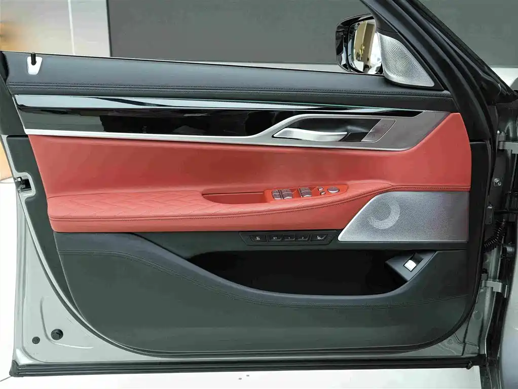 BMW 7 Series 2022 — фото 16