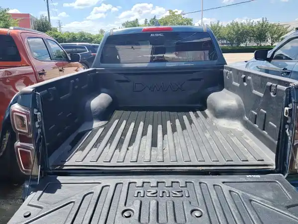 Isuzu D-MAX 2023