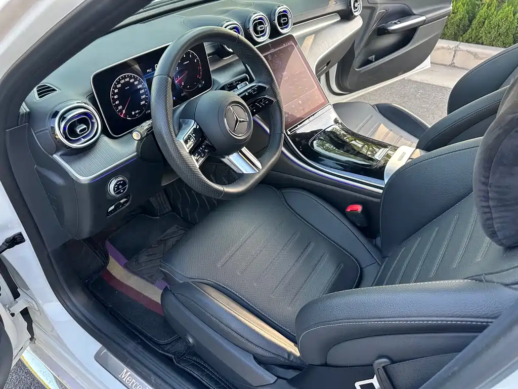 Mercedes-Benz C-Class 2023 — фото 20