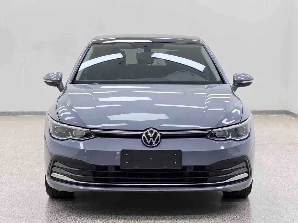 Volkswagen Golf 2021