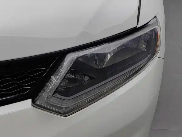 Nissan X-Trail 2015