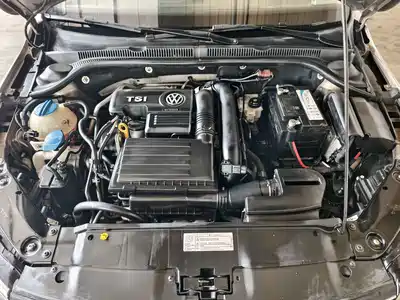 Volkswagen Sagitar 2016