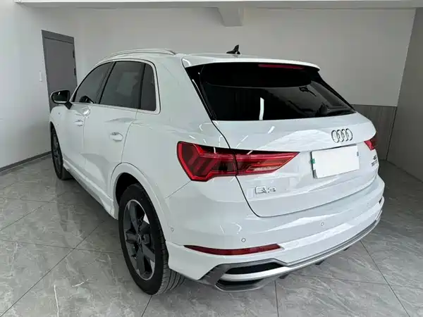 Audi Q3 2022