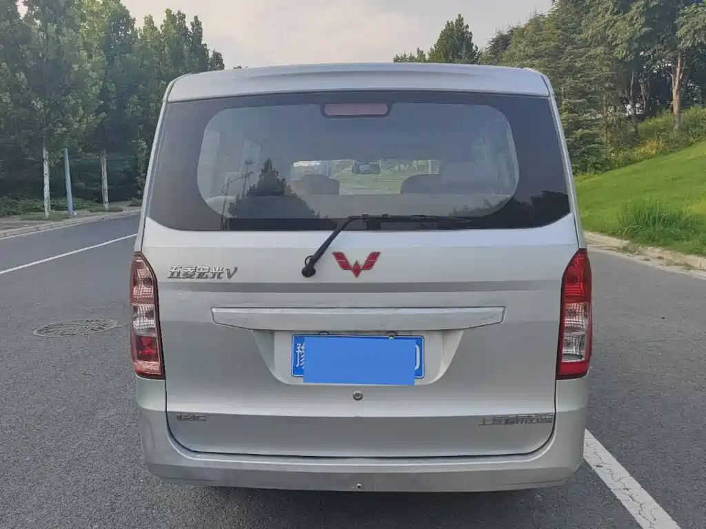 Wuling Rongguang V 2015 — фото 12