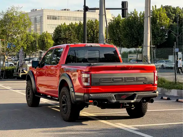 Ford F-150 Raptor 2023