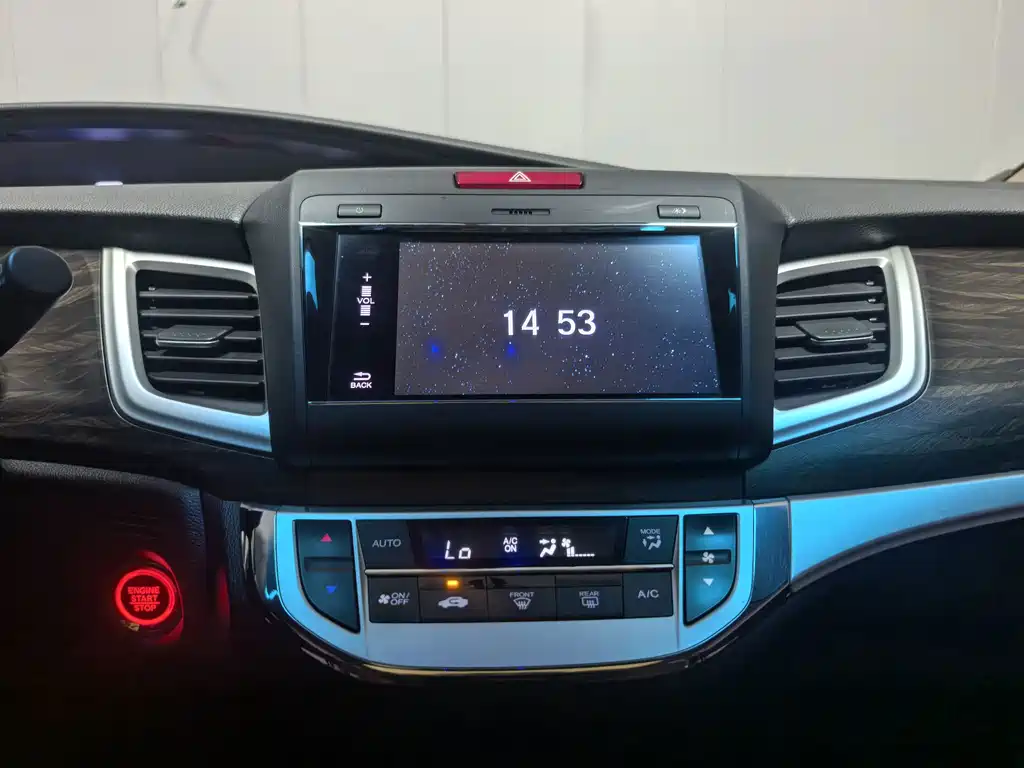 Honda Jade 2017 — фото 12