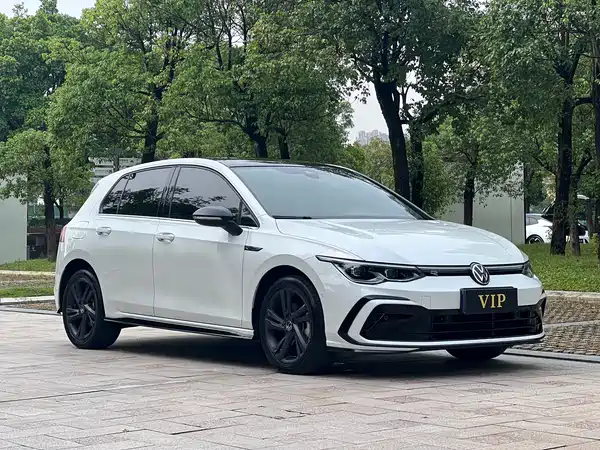 Volkswagen Golf 2020