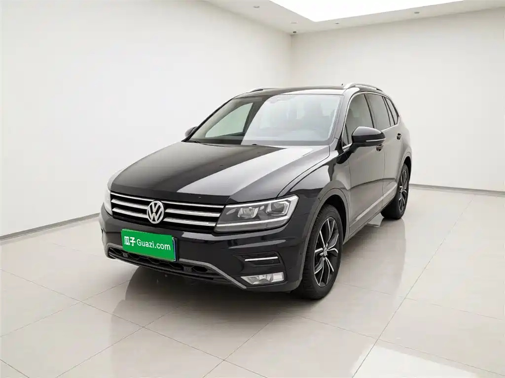 Volkswagen Tiguan L 2019 — фото 1