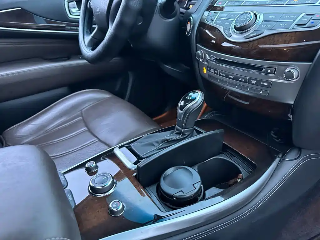 Infiniti QX60 2017 — фото 18